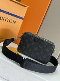 Picture of LV Mens Bags _SKUfw126772098fw